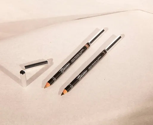 Eyebrow Revealing Pencil - Medium